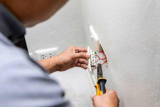 Best Emergency Electrical Repair  in Charlotte, TX